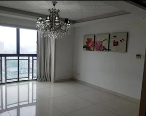 皇都香溪园4室2厅2卫南朝向360.0万元/套出售