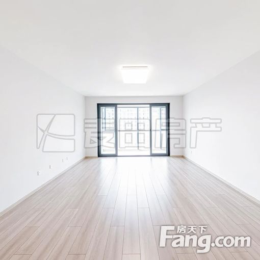 中信禧园,首租,精装空房,保养好。南北观绿化,安静不临街。