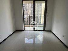 龙光玖珑臺 4房2厅85万