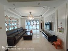 绿地中央广场(一期)3房2厅188万