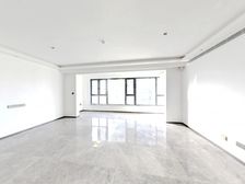 万科精装修,两梯两户,耳朵户型,不沿街不靠路不带底商