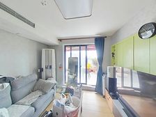 高区精装电梯两房送露台 看房方便