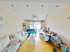 正规商品房。一梯二户。满.五.唯.一。房东诚心出售。看房随时