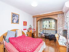 一梯两户,双南全明两房,价好谈,满五年税少,看房随时方便、