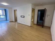 西城 单价5.65万元 总价582万元 正规商品房 可贷款