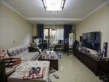 中弘中央广场,精装四室,拎包入住出售