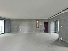 星旅城(中旅城)三期 3室2厅 毛坯 楼层位置好