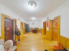 置换诚心卖,一梯两户 双阳台,诚心出售,全明户型,单价低