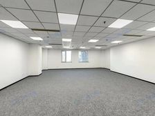 真实价格 实景拍摄 大开间 无 新装修 有员工食堂