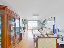 紧邻国贸 东南三居双卫 位置安静观花园