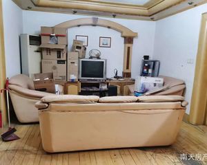 白云街10弄小区2室2厅1卫南朝向115.0万元/套出售
