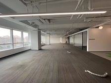 望京soho560平 大门头 8间隔间 遗留精装 随时看