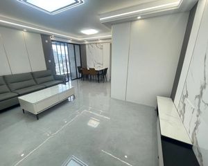 文德广场 电梯精装四房 东西南向三面单边 通风采光好 看房方