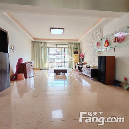 文华园4房2厅1400万