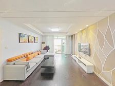 下调50个出售,电梯5楼,少有118户型,不靠马路,总价可议