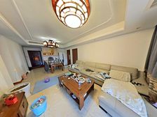 光明领尚4室2厅2卫南朝向220.0万元/套出售