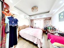 好位置!好房子!116平精装修全新装修送家电!