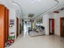 幸福里新上,稀、缺户型,飞机户,三开间朝南,中上好楼层,