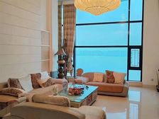 海滨路豪华顶层豪宅 在家泡澡就能看内海湾日出日落海景露台