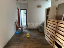 岔路口 带阁楼带露台 户型方正 南北通透 诚售