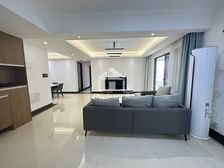 望青秀山 横厅大四房两卫双阳台 精装修