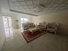 鸿福天地3室1厅精装修