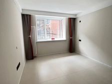 2楼精装阳面一室私产可贷款