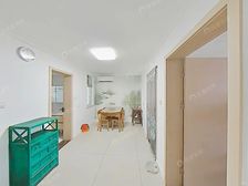 新上杨枝一村 汽车库 二房朝南 厨卫朝北 自住装修 诚心出售