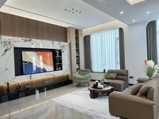 容桂新建单家占地80方,4层车库可停2部车,地理位置优越