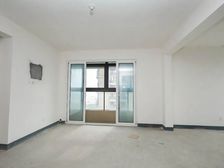 大江之星 116.16平3居 南北向毛坯 拎包入住