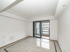 龙运天城 3室2厅 精装修三开间朝南 中高楼层 随时看房