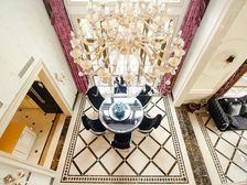 (保利垄上交易中心)三期法式豪装独栋 首层大气双挑空设计