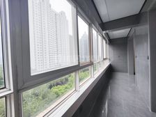 南北通透 精装 162平 3室 电梯房 房东急置换 诚心出售