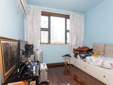 龙威名邸,视野采光好,精装修,业主诚意出售!