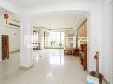 南北通透倚林佳园5室2厅精装修