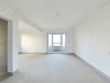 翠屏城四期117平大四房 中间楼层 视野炸裂 赠送入户大花园