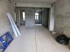 一楼带大院子 有地下室有车位 华建上院二期 近花都汇瘦西湖