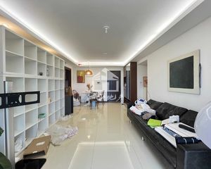 万科城北区 4房2厅151万