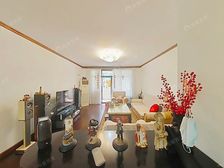 佳洲欣苑 134平大三房 南北通双阳台 小区中间位置