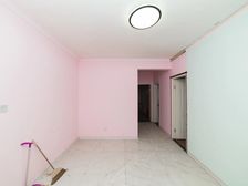 金新御园南向四居 满五简装低层住宅9155元/平