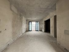 云岩区贵阳北站旁边恒大帝景一期产权满二毛坯三室