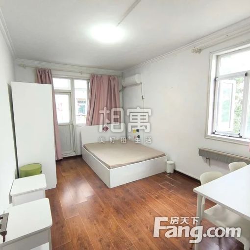 团结湖·团结湖北二条·中楼层·3居室·主卧