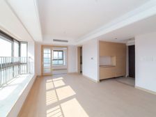 二实小本部 龙洲伊都3室精装 中上好楼层 全新未入住