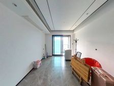 万科滨悦华庭97平 全新精装修 户型方正 看房有密码