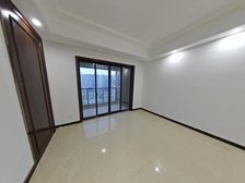 公园天下洋房118精装四房地铁口诚心出售