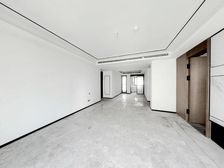 海语天下精装交付未住人4居室厅格局大气品质小区看房方便