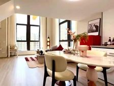 天府三街精装六米loft(拎包入住!租金6k起)带产权车位