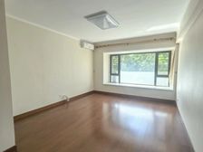 国企华发 楼W电梯洋房 3室2卫带车位 湖景绿化高 养老度假