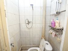 武汉路地铁口 二楼两室 双气入户