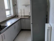 丽新嘉园双卫双通透三居 650万元